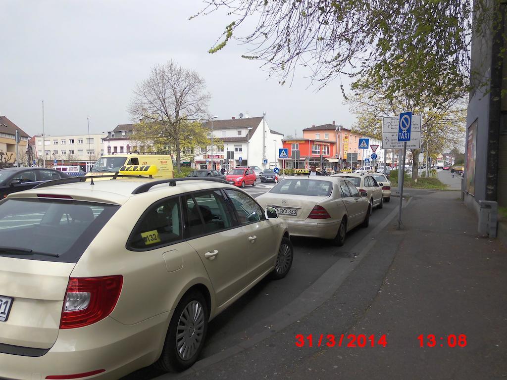 Frankfurt Airport & Fair Apartment Kelsterbach Værelse billede