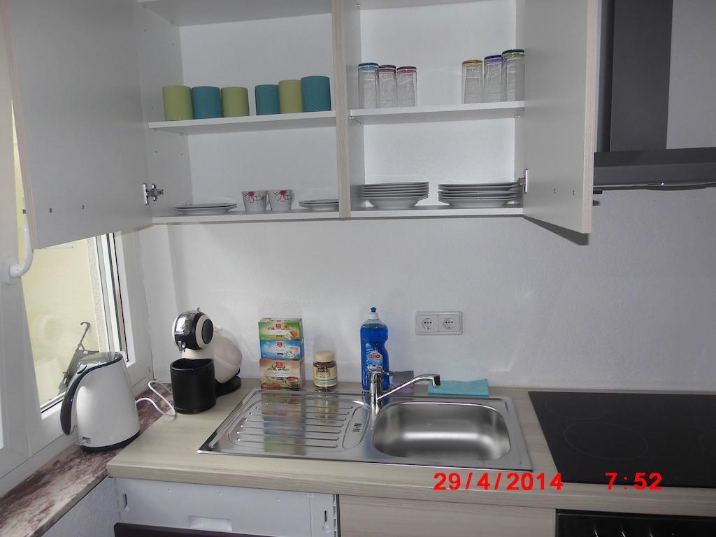 Frankfurt Airport & Fair Apartment Kelsterbach Værelse billede